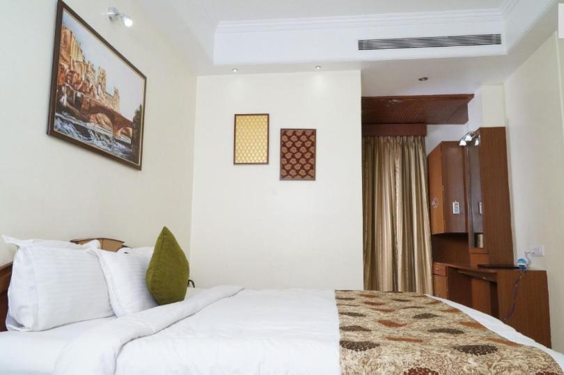 Bk Castles Hotel Jabalpur Zewnętrze zdjęcie