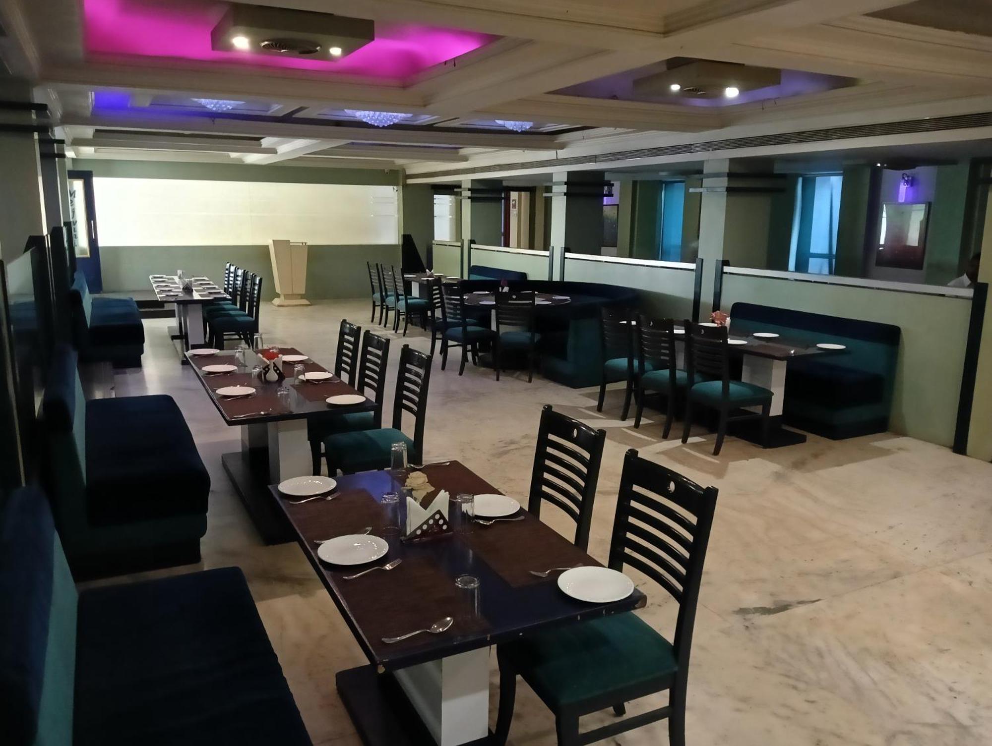 Bk Castles Hotel Jabalpur Zewnętrze zdjęcie