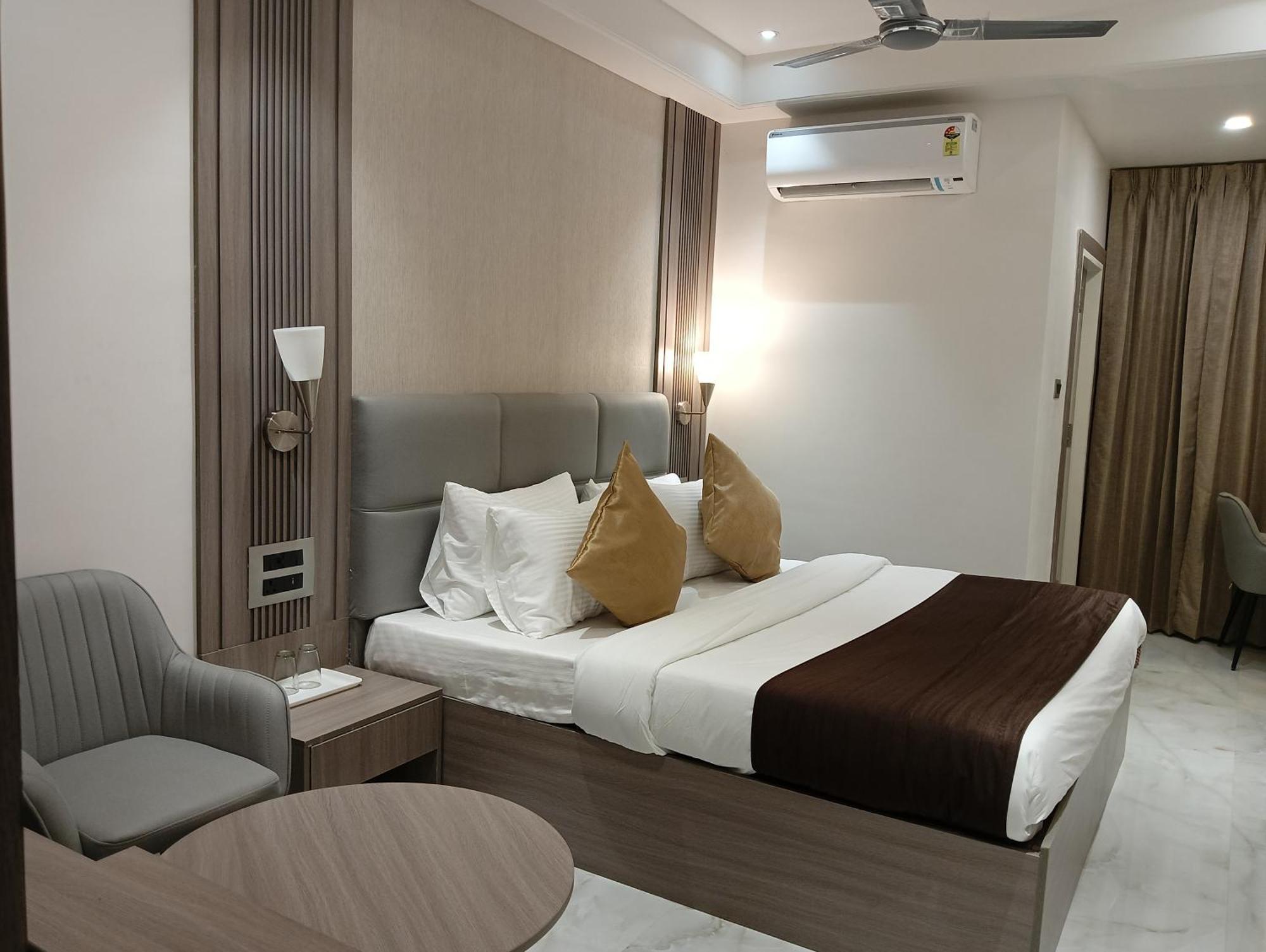 Bk Castles Hotel Jabalpur Zewnętrze zdjęcie
