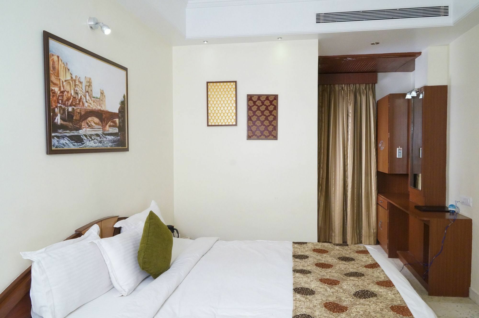 Bk Castles Hotel Jabalpur Zewnętrze zdjęcie